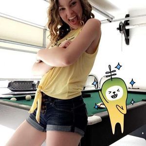 Meet your Posher, Destiny